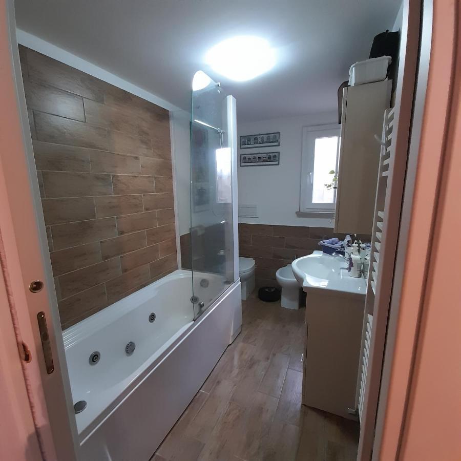 Il Glicine Hotel Sutri Buitenkant foto