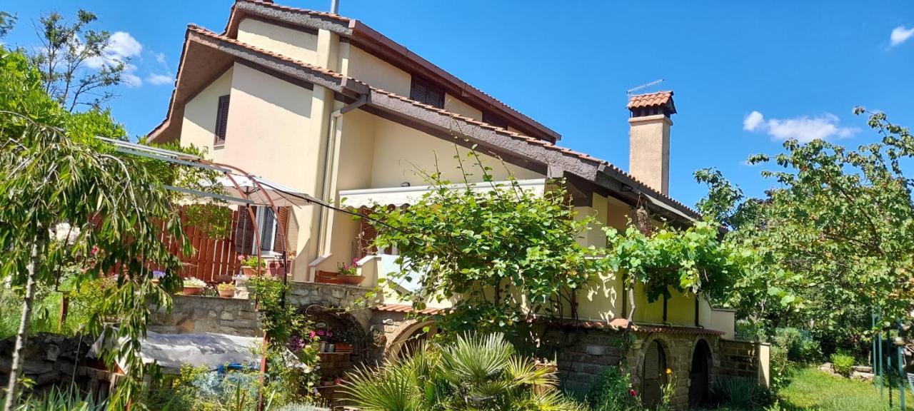 Il Glicine Hotel Sutri Buitenkant foto